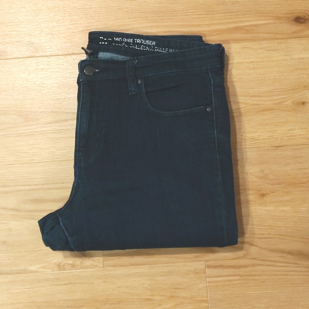 Mid rise trouser jeans